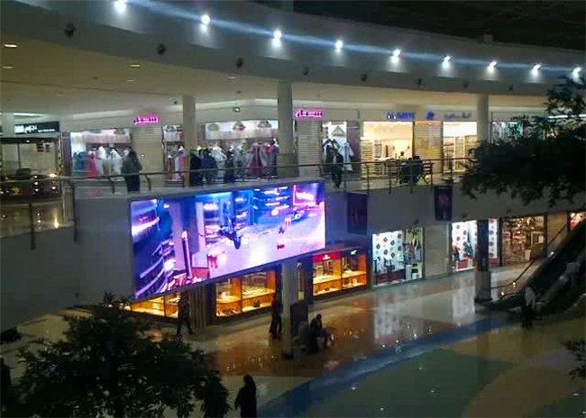 小間距LED顯示屏芯片缺陷的原因 小間距LED顯示屏芯片缺陷的原因